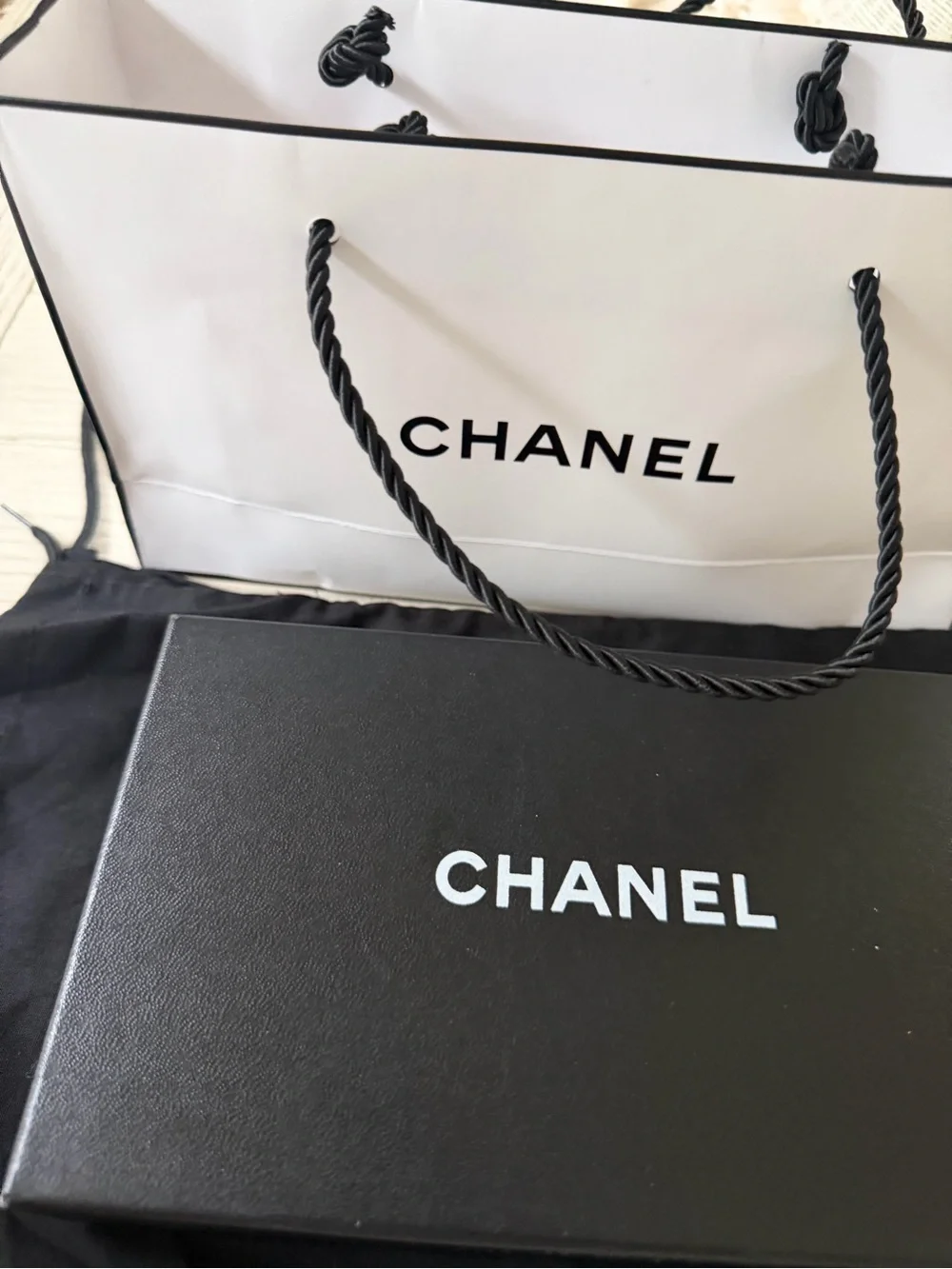 CHANEL CC Logo Zip Around Wallet
